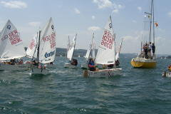 CIMG0895-Optis-vor-Start-mit-Startschiff-